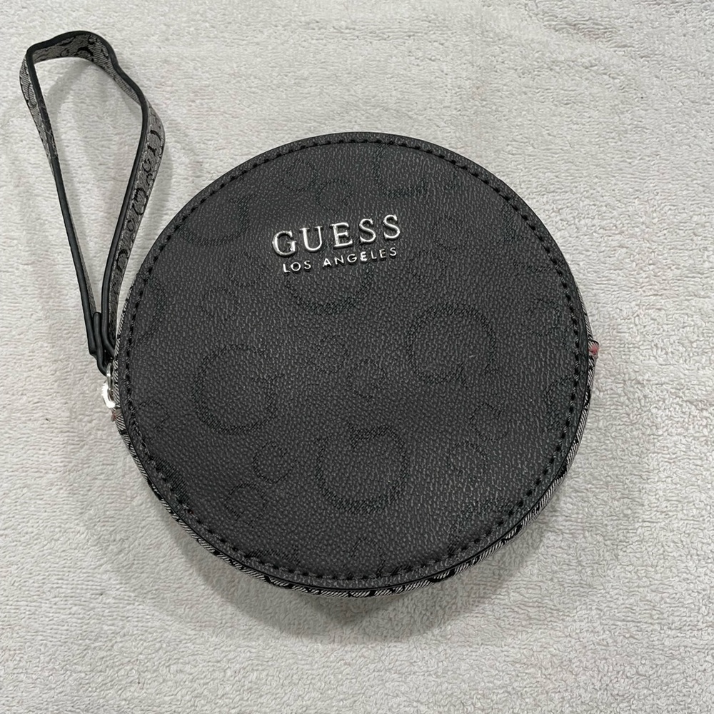 Wristlet